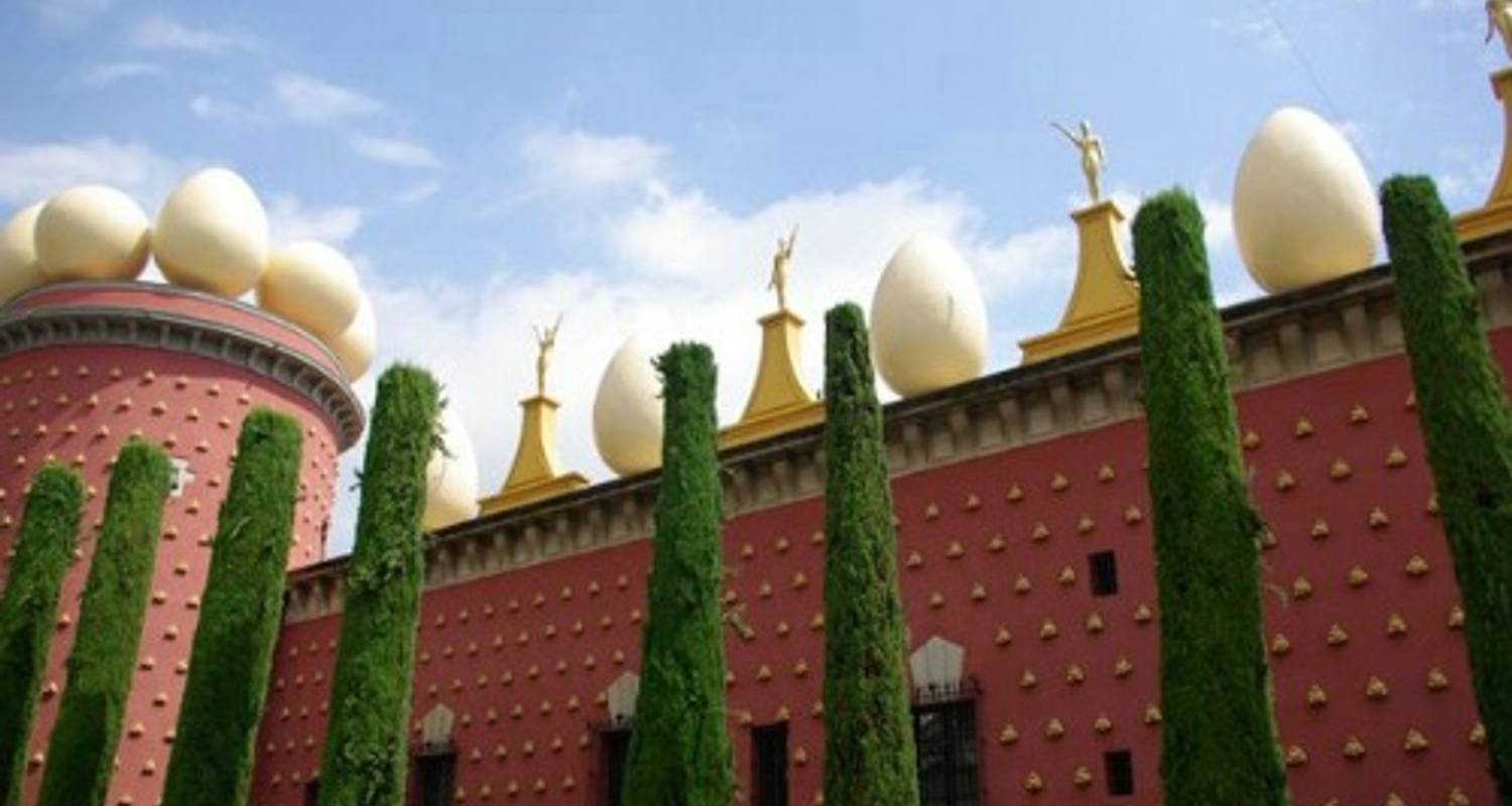 Footsteps of Dali - UTracks