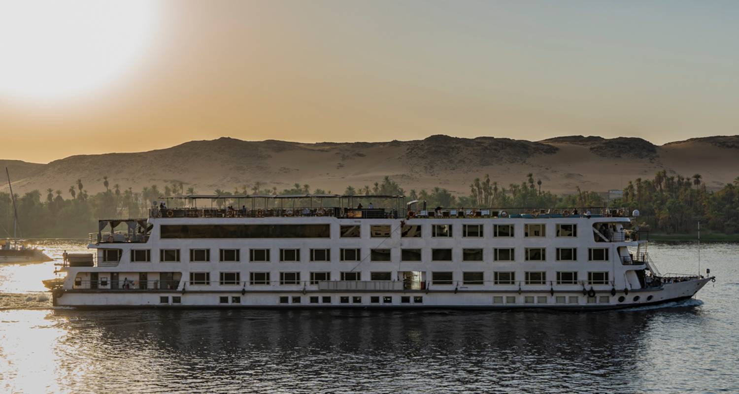 Walking Adventure Tours & Trips in Egypt