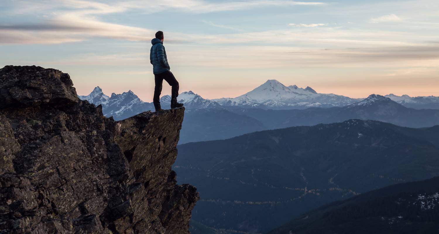 Walking Adventure Tours & Trips in Canadian Rockies