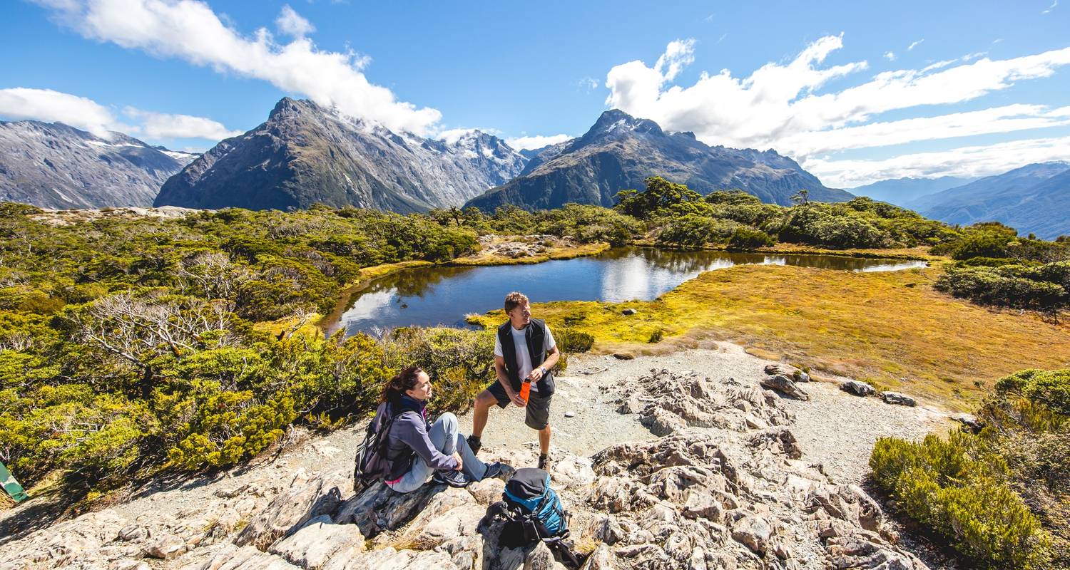 Ultimate Explorer (27 days) from Auckland - top rated by National Geographic - Flying Kiwi