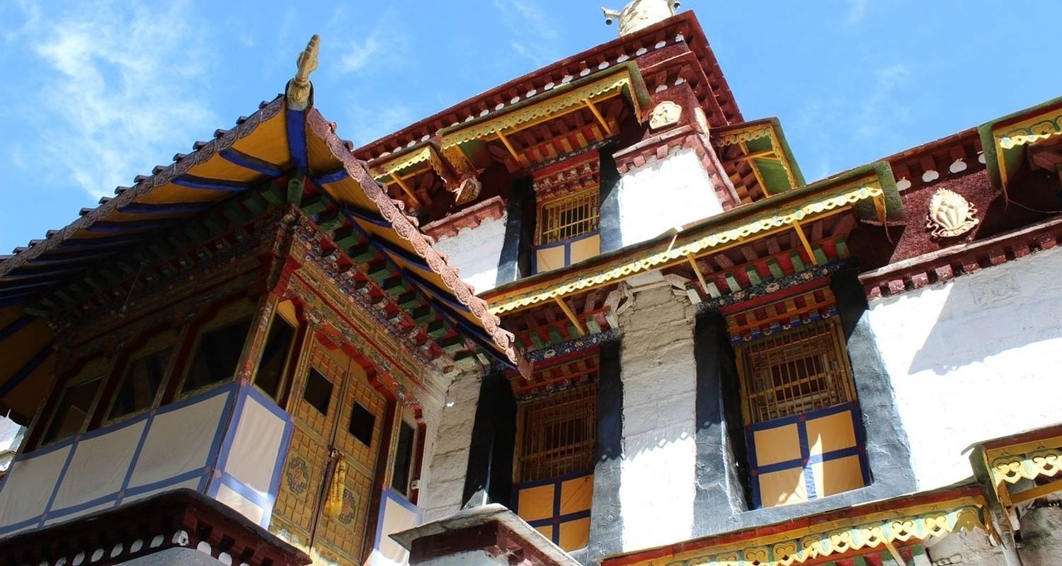 08 días de excursión de Lhasa al campamento base del Everest y viaje a Katmandú vía Kerung - Nepal Hiking Pvt. Ltd.