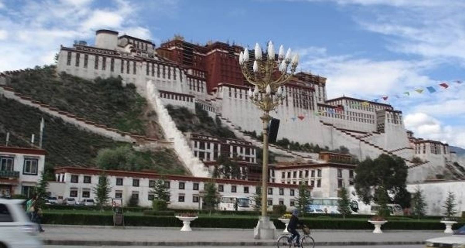 08 days Kathmandu - Lhasa Overland Tour in Tibet - Nepal Hiking Pvt. Ltd.