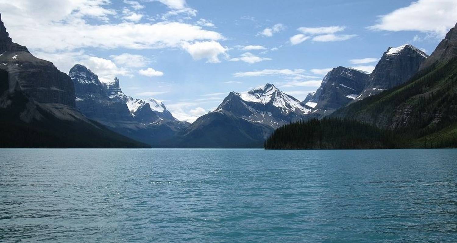 VIA Rail und die kanadischen Rocky Mountains mit Calgary Stampede - Cosmos