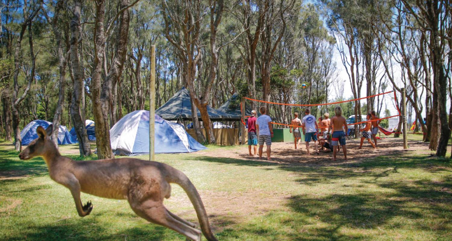 Das Wochenende Surf Camp - Australian Surf Tours