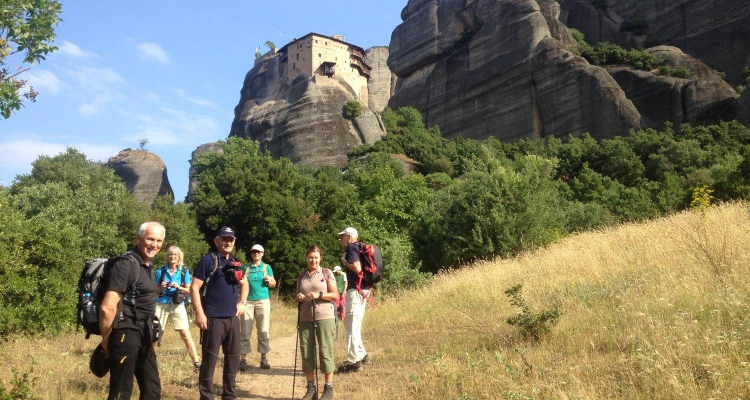 Hiking in magnificent Meteora - Greek Adventure