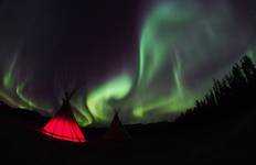Best Value Aurora Viewing | Wildlife & Hot Springs Tour