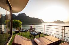 Circuit 3 jours 2 nuits dans la baie d'Halong à bord d'une croisière BEST 5*, y compris les transferts, les repas, le kayak, les grottes.