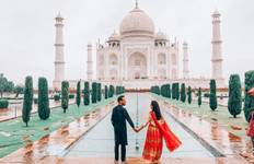 Skip the line: Private Sunrise Taj mahal and Agra fort tour from Delhi by Car
