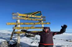 Circuit 9 jours d'ascension du Mont Kilimandjaro par la route Machame - tous les hébergements et transports sont inclus.
