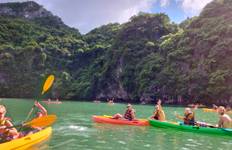 Circuit 1 JOUR - Croisière dans la baie d'Ha Long, kayak, baignade, déjeuner, bus - île de Titov, grotte de Luon et grotte de Sung Sot