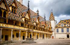 Burgundy & Provence with 2 Nights in Paris & 2 Nights in French Riviera (Southbound) 2025 Tour