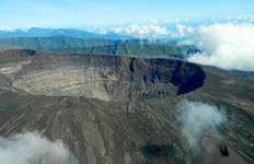 La Réunion & Mauritius: Island Hopping for a Glamping Adventure Tour