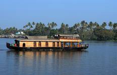 From Cochin: 6-Day Tour to Munnar, Thekkady, and Alleppey Tour