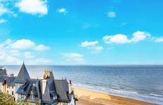 The classic Normandy and the loops of the Seine - Charming villages, gourmet discoveries and the Rouen Armada (port-to-port cruise) Tour