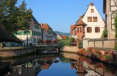 Une croisière de charme à travers l'Alsace et la Lorraine le long du canal de la Marne au Rhin (croisière de port à port) circuit