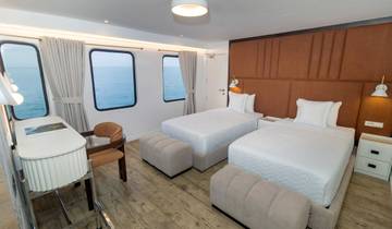 Trésors des Galápagos : Îles occidentales et centrales - Grand Queen Beatriz circuit