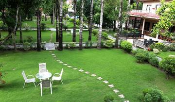 Chitwan Jungle Safari 2 Night 3 Days