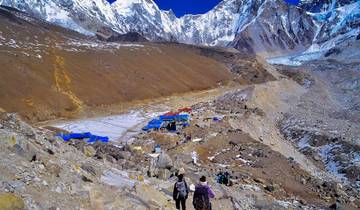 Ebc & Island Peak Leisurely Climb – 24 Days