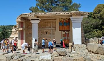 Escapade de 3 jours en Crète et à Santorin : culture, plages et couchers de soleil