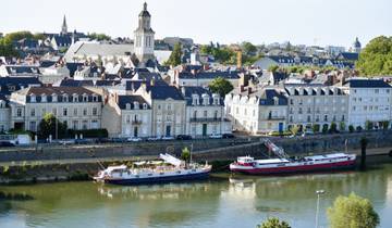 The Loire Valley - By bike from Saumur to the Atlantic coast (6 days)