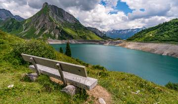 Hiking & Trekking