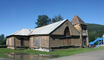 Patagonie canadienne - Trekking Tombstone Mountain (8 jours)