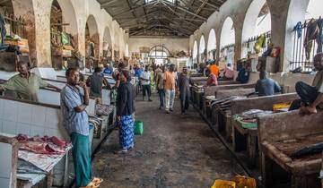 10-Day Tanzania: Serengeti, Ngorongoro & Zanzibar Adventure