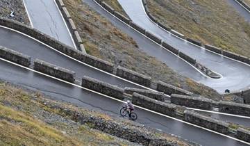 Journée vélo des Dolomites au Stelvio circuit
