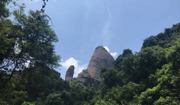 Privé Tour van Guangzhou naar Gulong Canyon, Cave Fairland en Danxia berg 4 dagen