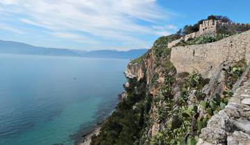 Griekenland: buiten de gebaande paden. 16-daagse rondreis vanuit Athene. Geniet van de pareltjes van de Peloponnesos. Een unieke ervaring ver weg van de drukte. Oude Griekse, Romeinse en Venetiaanse steden. Prachtige natuur. Een ware culturele onderd