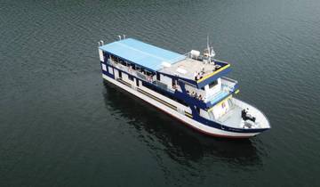 Circuito EXCURSIÓN DE UN DÍA EN BARCO AKOSOMBO