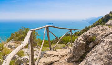 Senderos de Sorrento: Aventura de senderismo y lugares de interés cultural