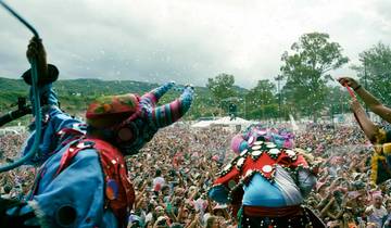 Wo Farben tanzenAnden-Karneval-Reise