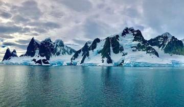 10D/9N Antarctica voorbij grenzen: Een verfijnde vlieg & cruise expeditie