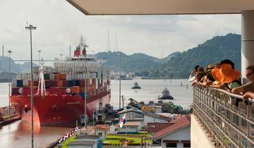 Le canal de Panama, la Comuna 13 de Medellín et la ville fortifiée de Carthagène : un voyage privé à travers le Panama et la Colombie circuit