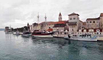 Circuito Desde Dubrovnik: Ruta de 4 días por Dalmacia Central. Los mejores destinos de la costa adriática. Descubre Split, Trogir, Sibenik, Ston y mucho más. Lugares de la UNESCO y ciudades antiguas. Mucha historia, arquitectura veneciana y vistas panorámica…