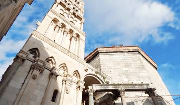 Au départ d\'Orebic : Circuit de 4 jours en Dalmatie centrale. Premières destinations de la côte adriatique. Visitez Sibenik, Split, Trogir, Klis et Solin. Sites de l\'UNESCO. Nombreuses villes anciennes, histoire, architecture et nature. Profitez d\'u… circuit