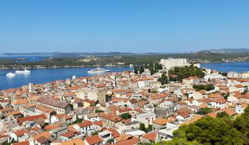 From Drvenik: Central Dalmatia 5-day tour. Iconic Adriatic coastal destinations! Visit Split, Trogir, Sibenik, Zadar, Klis and Salona. UNESCO sites and ancient cities. Plenty of history, Venetian architecture and breathtaking views. Splendid cuisine! Tour