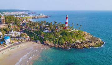 Kerala Beaches, Backwaters & Wildlife Experience Tour