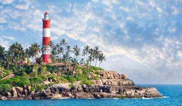 Kerala Beaches, Backwaters & Wildlife Experience Tour