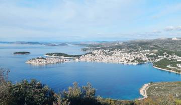 From Rogoznica: Northern Dalmatia 4-day Tour. Prime Adriatic coastal destinations! Visit Zadar, Sibenik, Nin, and more! UNESCO sites and ancient walled cities. Plenty of nature, history, Venetian architecture, and stunning views. Exceptional cuisine! Tour