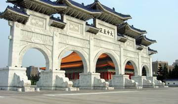 Temples and Treasures: Busan to Hong Kong Tour