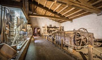 Les murmures de la Loire : une croisière à la découverte du patrimoine et des légendes (croisière de port à port)