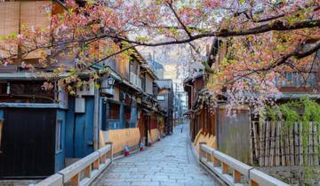 Japanese Cities and Legends: From Tokyo to Hiroshima Tour