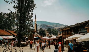 L\'escapade ultime dans les Balkans en 17 jours ; circuit semi-privé avec un accompagnateur dédié et un véhicule privé circuit