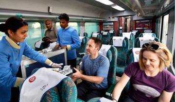 Tagesausflug zum Taj Mahal mit dem Gatiman Express! Rundreise