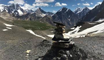 Thui Pass Trek Tour