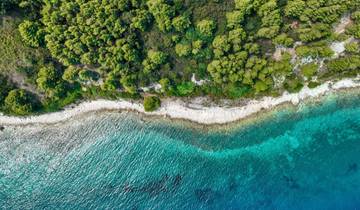 Couples Road Trip in Albania: 8 Days in the Alps, Berat, Gjirokaster and Vlora
