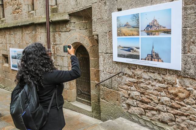 Discover Normandy & Beyond: 3-Day Guided Journey to D-Day Beaches, Mont Saint-Michel & Loire Valley Châteaux