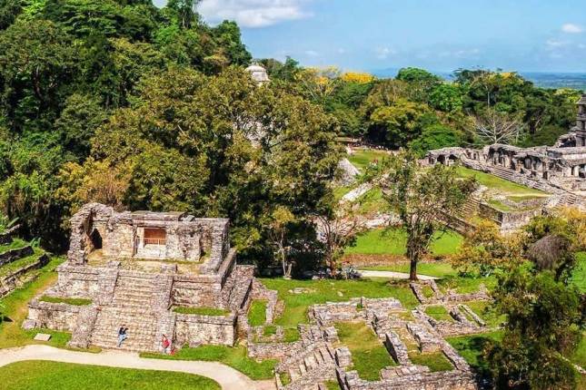 Contrasts of Mexico + Yucatan Peninsula